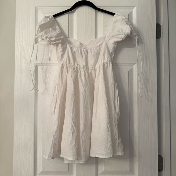 Abercrombie & Fitch Babydoll Puff Sleeve Dress - Picture 5 of 5